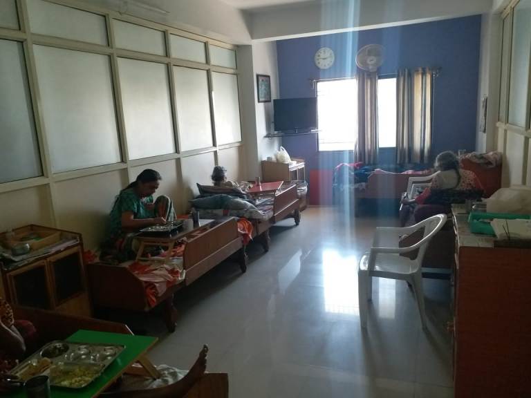  nursing bureaus ahmednagar Mobile  shop Nashik
